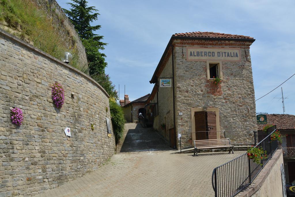 Cerretto Langhe Dimora Storico Romantica Il Sole E La Luna المظهر الخارجي الصورة