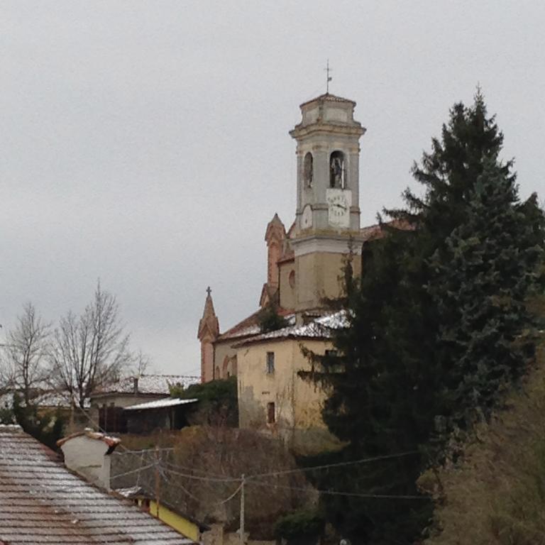Cerretto Langhe Dimora Storico Romantica Il Sole E La Luna المظهر الخارجي الصورة