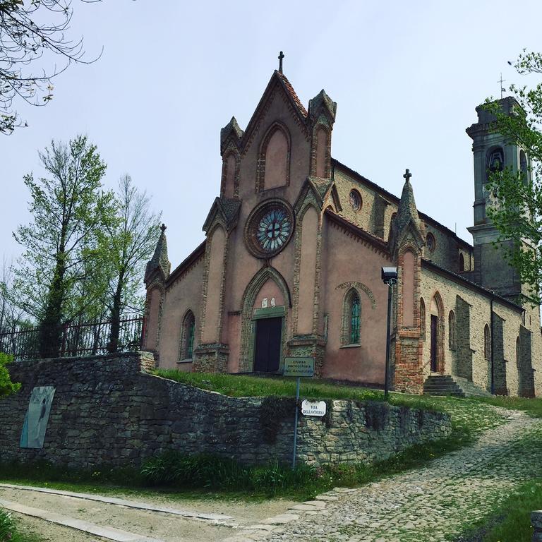 Cerretto Langhe Dimora Storico Romantica Il Sole E La Luna المظهر الخارجي الصورة