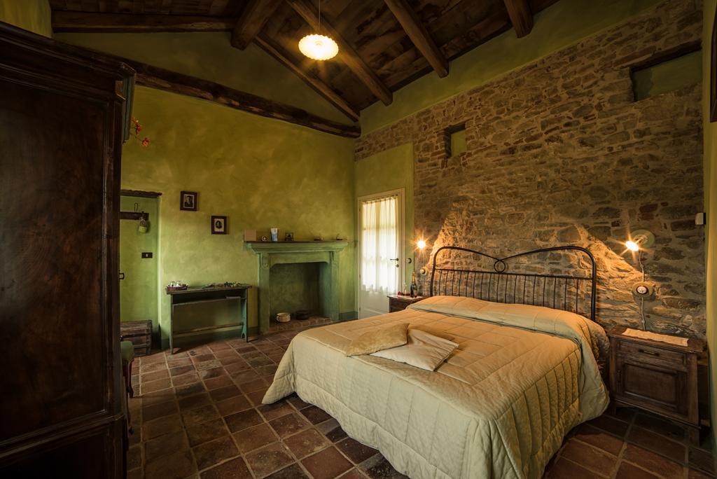 Cerretto Langhe Dimora Storico Romantica Il Sole E La Luna المظهر الخارجي الصورة