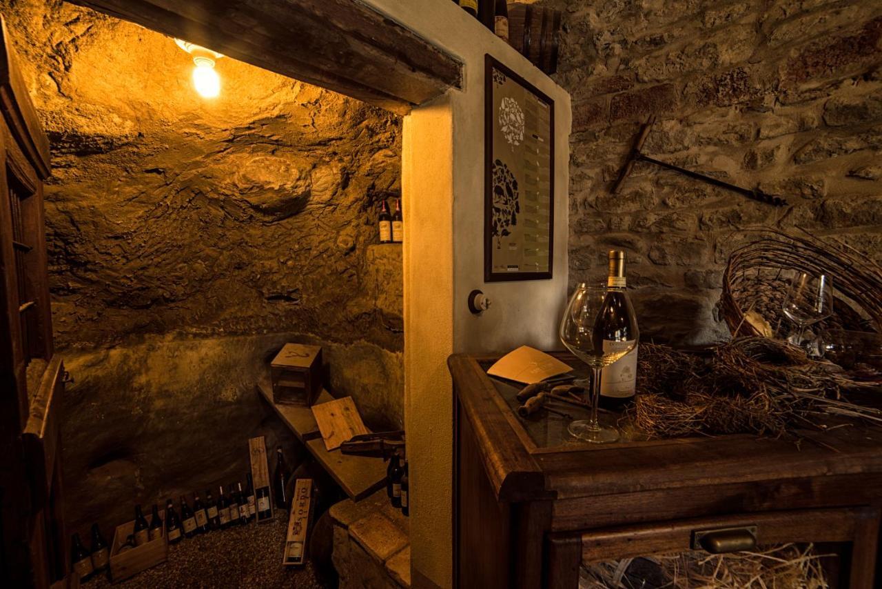 Cerretto Langhe Dimora Storico Romantica Il Sole E La Luna المظهر الخارجي الصورة